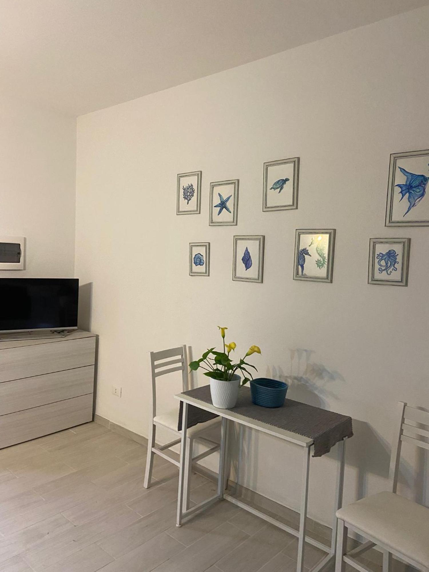Casa Smeralda: Con Giardino E Vicino Al Mare Punta Molara ภายนอก รูปภาพ